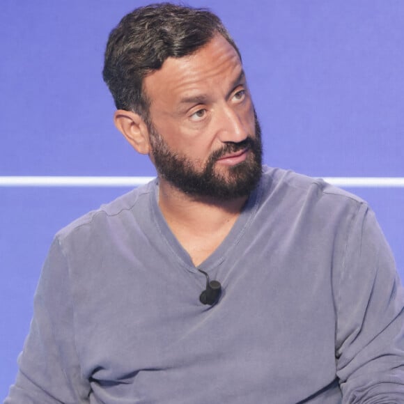 Exclusif - Cyril Hanouna, sur le plateau de de l’émission « TPMP » présentée par C.Hanouna tournage des pilotes 2024, Paris, France. © Jack Tribeca / Bestimage