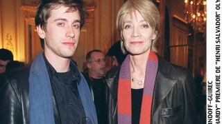 Françoise Hardy si proche de son fils Thomas Dutronc : elle a pourtant été empêchée d'une attention particulière