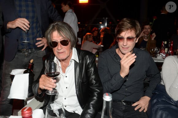 Jacques Dutronc et son fils Thomas Dutronc - Soirée de la 9ème édition du "Etam Live Show" (Etam Lingerie) lors de la fashion week à Paris, le 27 septembre 2016. La marque Etam fête ses 100 ans en 2016. © Rachid Bellak/Bestimage