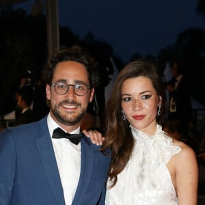 Thomas Hollande et sa femme Emilie Broussouloux - Montée des marches du film "R.M.N." lors du 75ème Festival International du Film de Cannes, le 21 mai. © Dominique Jacovides / Bestimage