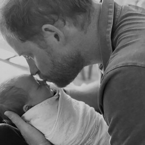 Le prince Harry, duc de Sussex et Meghan Markle, duchesse de Sussex, avec leurs enfants Archie et Lilibet (Netflix)