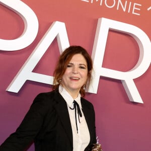 Agnès Jaoui, César d'honneur - Photocall des lauréats (press room) lors de la 49ème édition de la cérémonie des César à l'Olympia à Paris le 23 février 2024 © Dominique Jacovides / Olivier Borde / Bestimage 