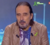 "Didier Roustan, notre président à vie, nous a quittés. Pour lui, pour vous, l'émission de ce soir sera spéciale afin de lui rendre hommage. Remémorons-nous ensemble tous les bons moments passés avec lui pour ne jamais oublier. On t'aimera toujours Didier", publie le compte de L'Équipe du soir sur X.
Dernière apparition à l'antenne de Didier Roustan, avant qu'il ne nous quitte. Le 22 juin dans L'Equipe du soir