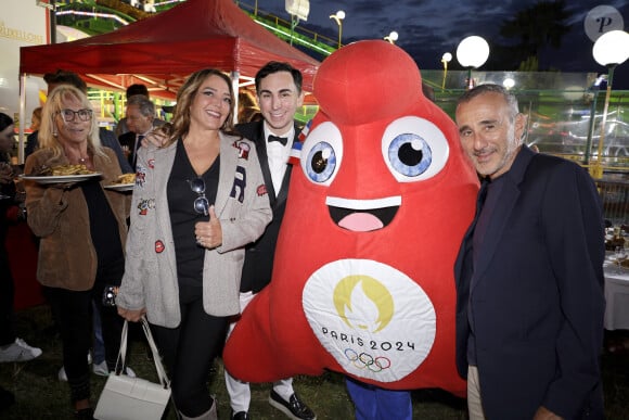 Singrid Campion, Elie Semoun et Jordan de Luxe lors de L'inauguration de la fête à NeuNeu dans le Bois de Boulogne à Paris, France, le 6 septembre 2024. © Cédric Perrin/Bestimage