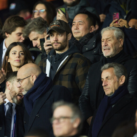 Exclusif - Jean Sarkozy, Louis Sarkozy et sa femme Natali Husic, Jean-Claude Darmon, Nicolas Sarkozy en tribunes du match de Ligue 1 Uber Eats "PSG contre Reims" (1-1) au Parc des Princes à Paris le 29 janvier 2023. 