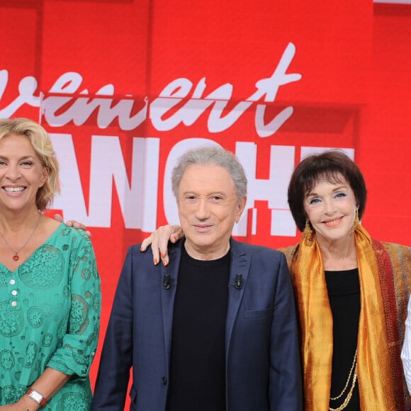 Exclusif - Francis Perrin, Corinne Touzet, Michel Drucker, Anny Duperey, Pascal Legitimus - Enregistrement de l'émission "Vivement Dimanche", présentée par M.Drucker et diffusée le 15 septembre sur France 3. Le 10 septembre 2024 © Guillaume Gaffiot / Bestimage 