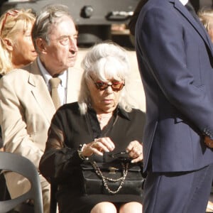 Pierre Vernier, Élodie Constantin, Le président de la république Emmanuel Macron, Paul Belmondo et sa femme Luana lors de la cérémonie d'hommage national à Jean-Paul Belmondo à l'Hôtel des Invalides à Paris, France. © Christophe Aubert via Bestimage 