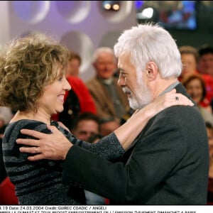 


Mireille Dumas et Guy Bedos - enregistrement de l'émission "Vivement Dimanche" à Paris, 2004.


