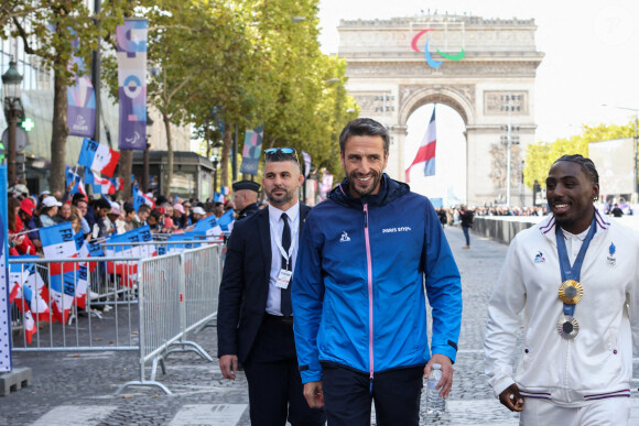 De nombreuses missions à réaliser l'attendent à Paris pour ces prochaines semaines
Tony Estanguet lors du défilé des athlètes français ayant participé aux Jeux olympiques et paralympiques de Paris 2024, sur l'avenue des Champs-Élysées à Paris, France, le 14 septembre 2024. Photo par Stephane Lemouton/Pool/ABACAPRESS.COM