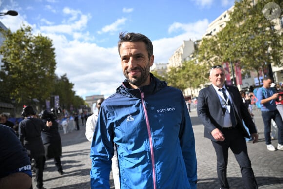 Pour Tony Estanguet, l'émotion est palpable
Le président français du Comité d'organisation des Jeux olympiques et paralympiques de Paris 2024 (COJO) Tony Estanguet lors du défilé des athlètes français ayant participé aux Jeux olympiques et paralympiques de Paris 2024, sur l'avenue des Champs-Élysées à Paris, en France, le 14 septembre 2024. Photo par Eliot Blondet/ABACAPRESS.COM