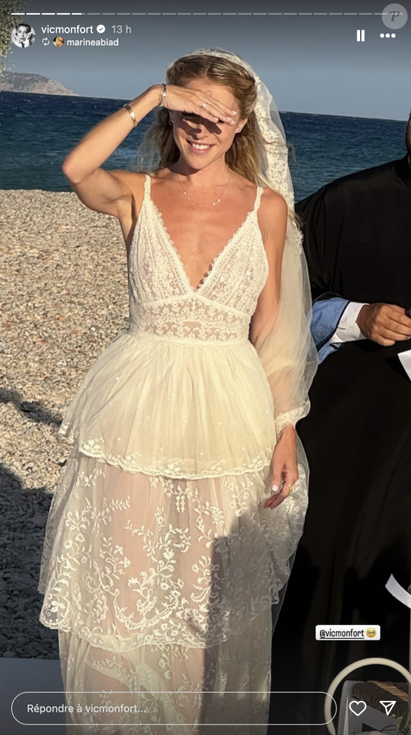 Vêtue d'une magnifique robe au décolleté XXL, la jeune femme n'a pas manqué de partager de magnifiques clichés de la cérémonie
Le mariage de Victoria Monfort sur Instagram.