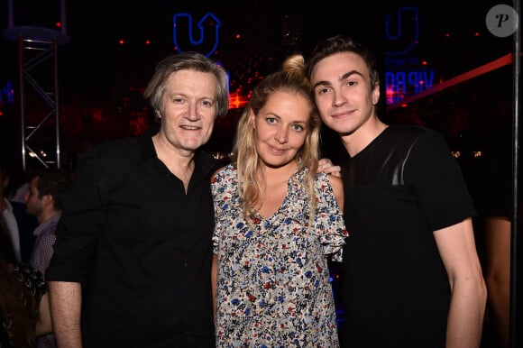 Exclusif - Hervé Penot, Carine Galli, Bertrand Latour au Vip Room à Paris le 15 juin 2017. © Rachid Bellak/Bestimage