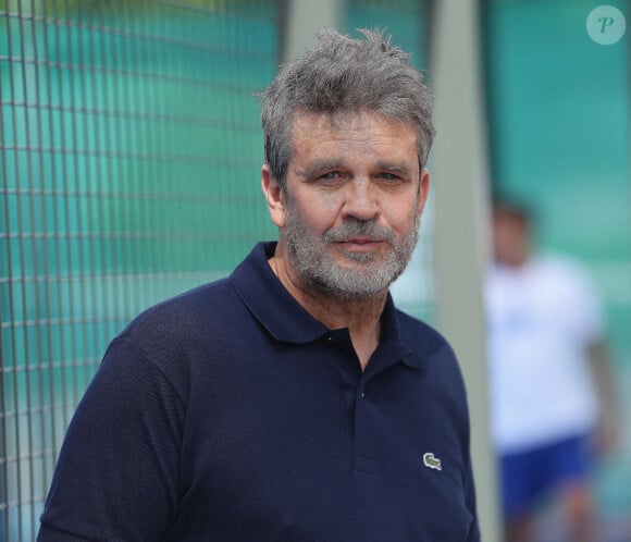 Semi-Exclusif : Tournoi de Padel des personnalités au Lagardere Paris Racing en présence de Herve Mathoux à Paris le 17 mai 2024. © Jonathan Rebboah / Panoramic / Bestimage