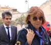 Gisèle Pélicot et son avocat Stéphane Babonneau - Reprise du procès des viols de Mazan: Gisèle Pélicot et quelques uns des prévenus arrivent au palais de justice d'Avignon lors du procès de son ancien compagnon Dominique Pelicot, accusé de l'avoir droguée pendant près de dix ans et d'avoir invité des inconnus à la violer à leur domicile de Mazan, une petite ville du sud de la France, à Avignon, le 16 septembre 2024. Un tribunal de la ville méridionale d'Avignon juge Dominique Pelicot, un retraité de 71 ans, pour avoir violé à plusieurs reprises et enrôlé des dizaines d'étrangers pour violer sa femme fortement sous sédatifs dans son propre lit pendant une décennie. Cinquante autres hommes, âgés de 26 à 74 ans, sont également jugés pour leur implication présumée, dans une affaire qui a horrifié la France. Les procédures judiciaires, qui se déroulent jusqu'en décembre, sont ouvertes au public à la demande de l'ex-femme et victime de Dominique Pelicot. © Franz Chavaroche/Bestimage