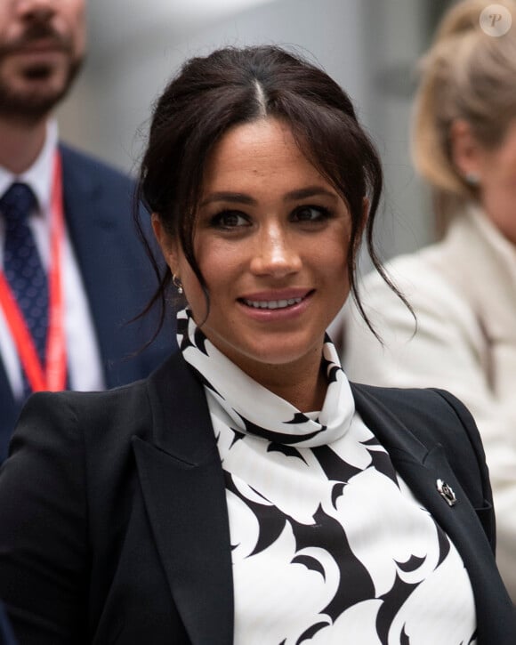 A l'occasion de la journée mondiale du droits des femmes, Meghan Markle (enceinte), duchesse de Sussex, a participé à une discussion conjointe avec le Trust "The Queen's Commonwealth" au King's College à Londres.