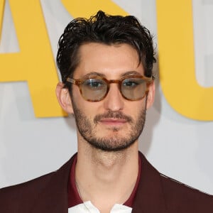 Pierre Niney - Avant premiere de la série Netflix "Fiasco" au cinema UGC Normandie à Paris le 29 avril 2024. © Coadic Guirec/Bestimage