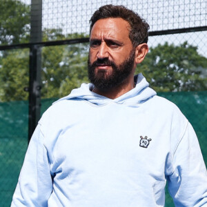 Cyril Hanouna lors du Tournoi de Padel des Célébrités du Lagardère Paris Racing pour l'Institut Imagine le 17 mai 2024 à Paris, France. Photo par Nasser Berzane/ABACAPRESS.COM