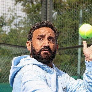 Cyril Hanouna lors du Tournoi de Padel des Célébrités du Lagardère Paris Racing pour l'Institut Imagine le 17 mai 2024 à Paris, France. Photo par Nasser Berzane/ABACAPRESS.COM