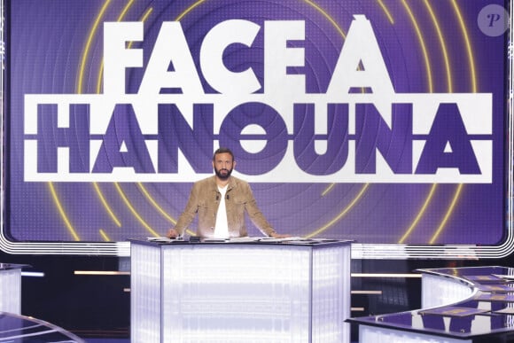 Cyril Hanouna sur le plateau de l'enregistrement de l'émission " Face à Hanouna " présentée parC.Hanouna et diffusée sur C8 le 14 septembre 2024, à Paris, France, le 12 septembre 2024. © Jack Tribeca / Bestimage 