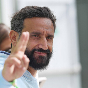 Cyril Hanouna a 50 ans, et pour son anniversaire, il peut être satisfait !Tournoi de Padel des personnalités au Lagardere Paris Racing en présence de Cyril Hanouna à Paris le 17 mai 2024. © Jonathan Rebboah / Panoramic / Bestimage