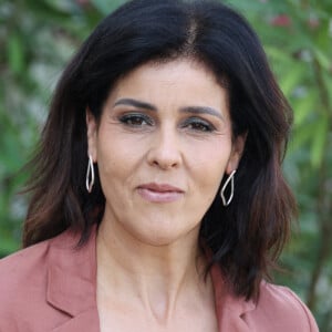 ...a tenté de tuer les deux filles qu'il a eues avec Souad Massi.
Souad Massi pose pour le photocall du jury dans le cadre du 16ème Festival du Film d'Angoulême à Angoulême, France. Photo par Jerome Domine/ABACAPRESS.COM