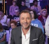 Le chroniqueur de TPMP y passe désormais toutes ses vacances d'été...Bernard Montiel sur le plateau de l'enregistrement de l'émission " Face à Hanouna " présentée parC.Hanouna et diffusée sur C8 le 14 septembre 2024, à Paris, France, le 12 septembre 2024. © Jack Tribeca / Bestimage 