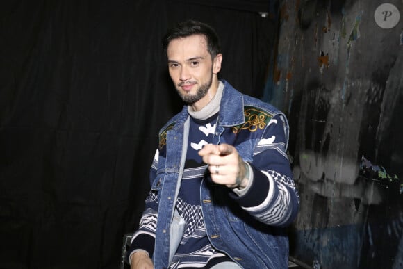 Après une descente aux enfers due à la pression de la célébrité, il a fait un retour remarqué en remportant "Danse avec les stars" en 2022
Billy Crawford - Backstage - Enregistrement de l'émission "Génération Hit Machine Vol. 2" au Dôme de Paris, les 8 et 9 novembre 2022, diffusée sur W9 le 31 janvier 2023 © Cédric Perrin / Bestimage 