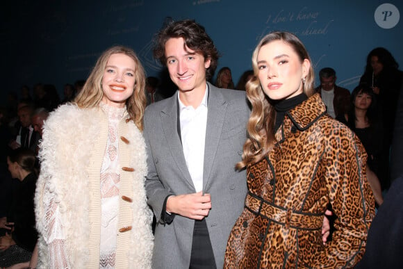 Natalia Vodianova, Jean Arnault et sa compagne Zita d'Hauteville - Célébrités au Défilé Dior, Collection Prêt-à-porter Printemps / Eté 2025 dans le cadre de la Fashion Week de Paris, France, le 24 Septembre 2024. © Bertrand Rindoff / Bestimage 