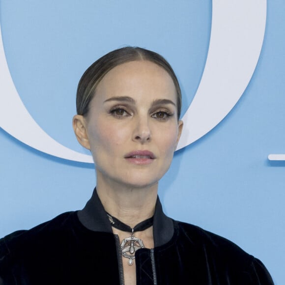 Natalie Portman au photocall du défilé de mode féminine Dior printemps-été 2025 lors de la Fashion Week de Paris (PFW), à Paris, France, le 24 septembre 2024. © Olivier Borde/Bestimage 