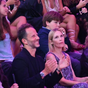 Aliocha Schneider, Laurent Milchior, Kelly Rutherford à la 17ème édition du Etam Live Show à la Monnaie de Paris le 24 septembre 2024. © Veeren / Bestimage 