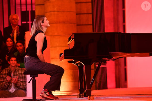 Alice Taglioni au piano à la 17ème édition du Etam Live Show à la Monnaie de Paris le 24 septembre 2024. © Veeren / Bestimage 