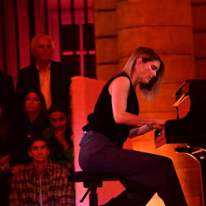 Alice Taglioni au piano à la 17ème édition du Etam Live Show à la Monnaie de Paris le 24 septembre 2024. © Veeren / Bestimage 