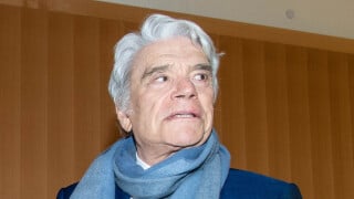 Bernard Tapie, cette star a craqué devant lui en voyant son état très fragilisé : "il s'effondre et éclate en sanglots"