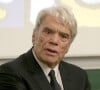 "Avant d'entrer dans la chambre, Sophie le briefe, elle le prévient que tu n'es plus le même, que tu as beaucoup maigri", ajoute-t-elle

Exclusif - Bernard Tapie, nouveau parrain des étudiants en médecine, en compagnie de sa femme Dominique et de Christian Estrosi (maire de Nice) participe à la rentrée solennelle de la faculté de médecine de Nice.