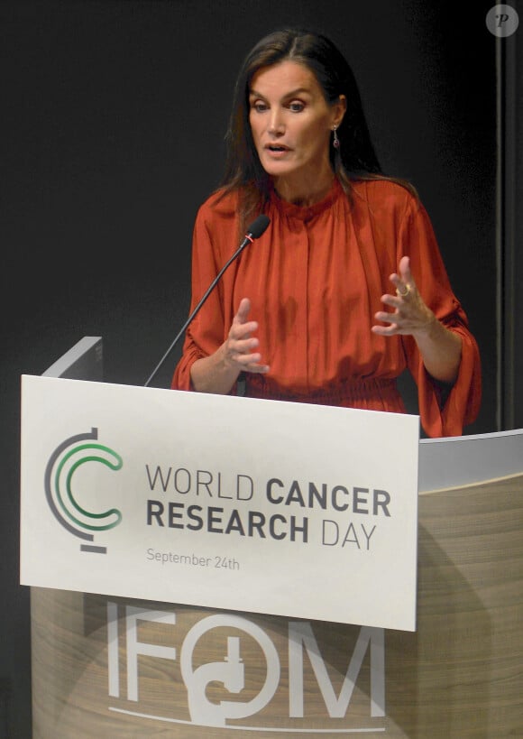 La reine Letizia d'Espagne participe à la "Rencontre annuelle de la Journée mondiale de recherche sur le cancer" à Milan, le 26 septembre 2024. © Zuma Press / Bestimage 