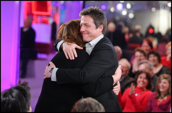 Michèle Bernier et Hugh Grant dans "Vivement Dimanche".