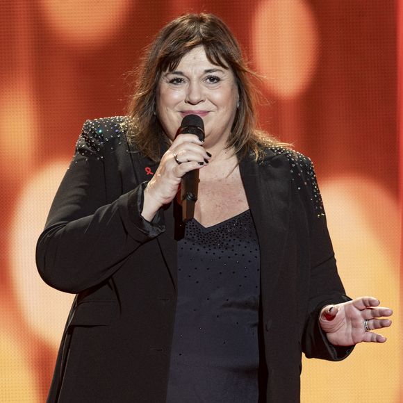 "Il est plus jeune que moi pourtant..."
Exclusif - Michèle Bernier lors de l'enregistrement de la soirée "Les 30 ans du sidaction - la soirée événement" au Grand Rex à Paris © Cyril Moreau / Coadic Guirec / Bestimage 