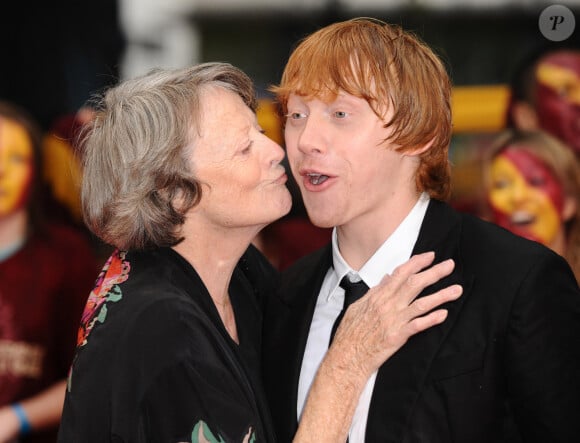 Connue pour son rôle de Minerva McGonagall, elle avait joué dans de nombreux films
072056 Maggie smith et Rupert Grint