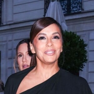 Eva Longoria au au défilé de Victoria Beckham au château de Bagatelle lors de la Fashion Week de Paris (PFW), le 27 septembre 2024