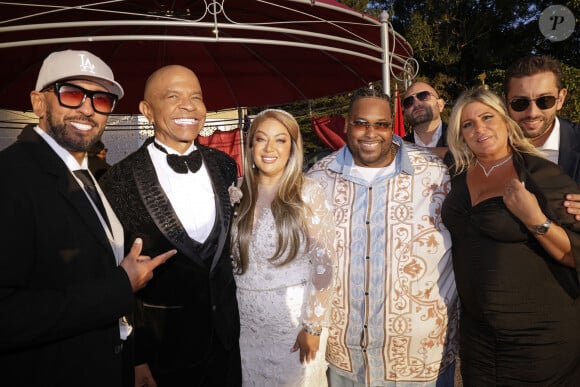 Exclusif - Prix spécial - Francky Vincent avec Aziza, Benny B, Big Ali et Samia Kazitani - Mariage de Francky Vincent et Aziza El Batri dans leur domaine de Sinceny dans l'Aisne le 28 septembre 2024. © Cédric Perrin / Bestimage 