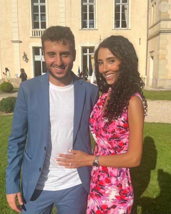 Son mari Madjid Khiat est aussi journaliste (pour Franceinfo)
Narjisse Hadji (LCI) est enceinte de son premier enfant