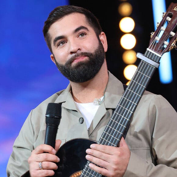 Survenue au mois de février 
Kendji Girac - Les personnalités se mobilisent lors de la 37ème édition du Téléthon sur le plateau de France 2, avec pour parrain Vianney. Cette année, 80,6 millions de dons ont été promis. Le 9 décembre 2023. © Coadic Guirec / Bestimage