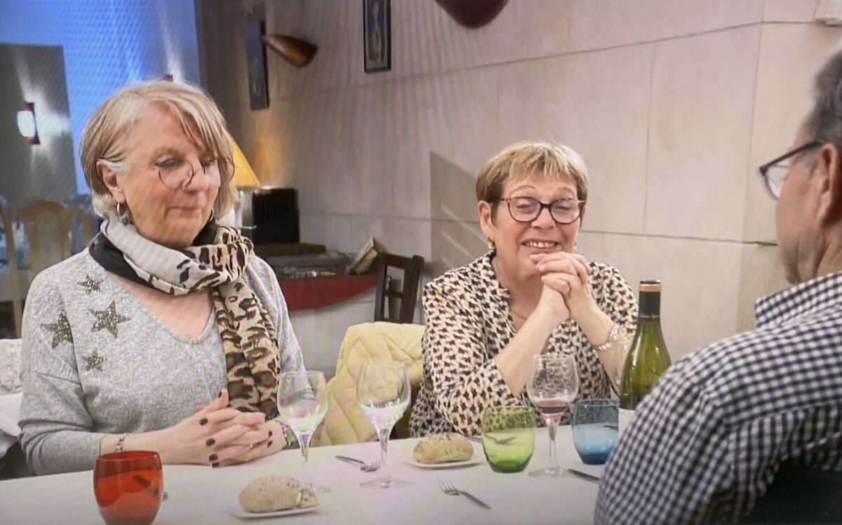 Photo : Gilles avec ses prétendantes dans "L'amour est dans le pré", M6 -  Purepeople