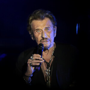 Johnny Hallyday en concert au Vélodrome à Arcachon, où 8500 personnes sont venues l'acclamer. Le 19 juillet 2016 © Patrick Bernard-Thibaud Moritz / Bestimage