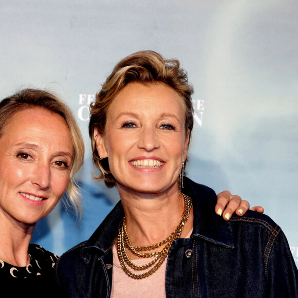 Audrey Lamy et sa soeur Alexandra Lamy - 6ème édition du festival Cinéroman à Nice le 1er octobre 2024. © Dominique Jacovides - Bruno Bebert / Bestimage