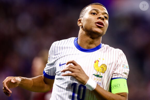 Kylian Mbappé avec l'équipe de France.