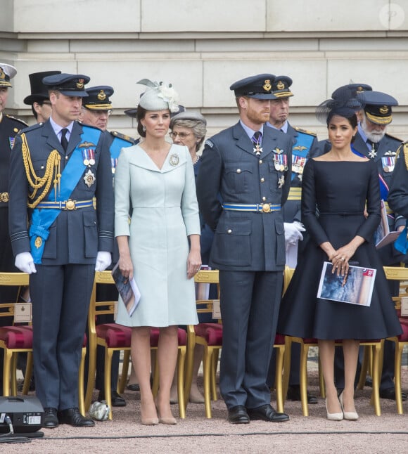 La famille royale d'Angleterre lors de la parade aérienne de la RAF pour le centième anniversaire au palais de Buckingham à Londres. Le 10 juillet 2018 