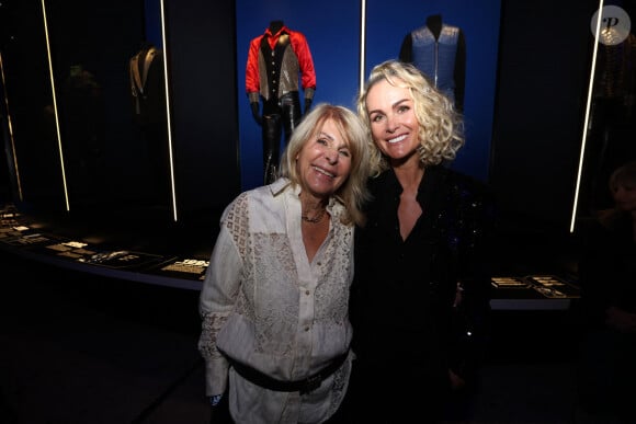 Et confirme l'état de santé de sa mère
Exclusif - Laeticia Hallyday et sa mére Françoise Thibaut - Vernissage de l'exposition "Johnny Hallyday, l'exposition" au Palais des Expositions à Paris. Le 21 décembre 2023 © Dominique Jacovides / Bestimage 