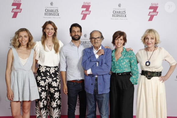 Amélie ETASSE, Ophélie MEUNIER, Dominique TENZA, Gérard HERNANDEZ, Nathalie RENOUX et Fanny COTTENCON - Soirée Summer Party de Télé 7 Jours au Restaurant Monsieur Bleu, à Paris. Le 12 Juin 2023. © Christophe Aubert via Bestimage