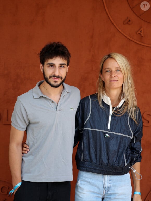 Ben Attal et sa compagne Jordane Crantelle au village lors des Internationaux de France de Tennis de Roland Garros 2023. Paris, le 7 juin 2023. © Jacovides / Moreau / Bestimage 